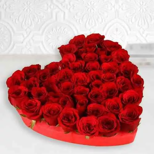 Lovely Arrangement of Heart Shaped Red Roses