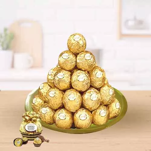 Display of Ferrero Rocher Chocolates in a Golden Plated Thali