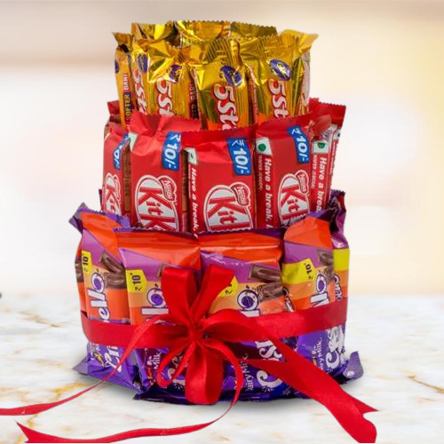 Delicate 3 Layer Arrangement of Kitkat, 5 Star n Crispello