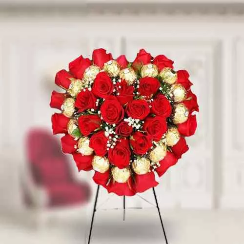 Marvelous Heart Shaped Arrangement of Roses N Ferrero Rocher Chocolate