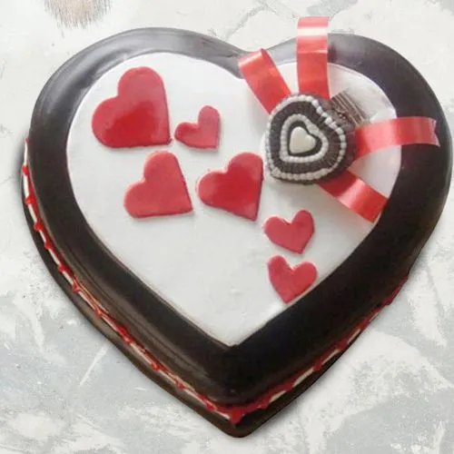 Send Fondant Heart Design Chocolate Cake