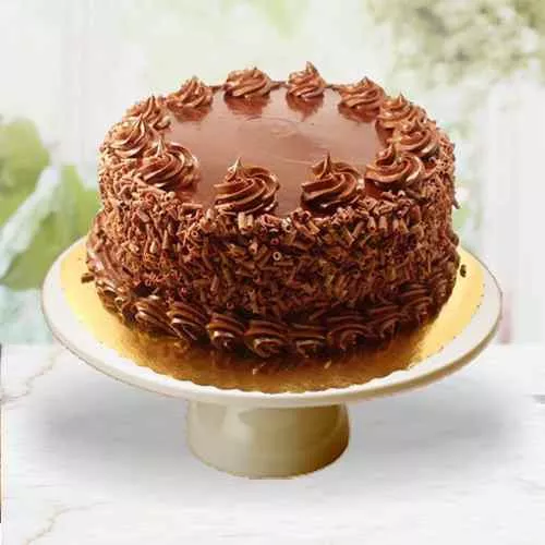 Eggless Choco Creamy Cake