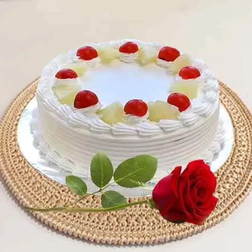 Delectable Vanilla Cake and Red Rose