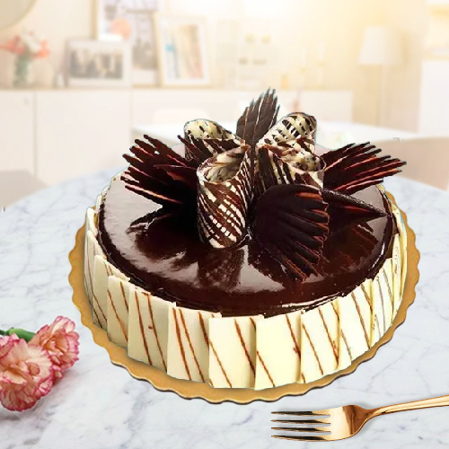 Delectable Chocolate Truffle Cake