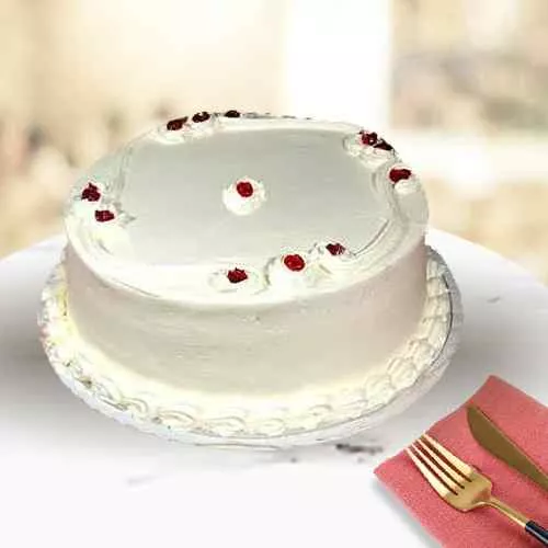 Send Delectable Vanilla Cake