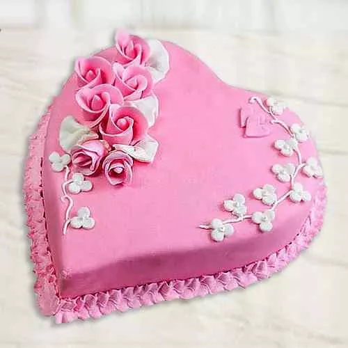 Send Strawberry Cake in Heart Shape 