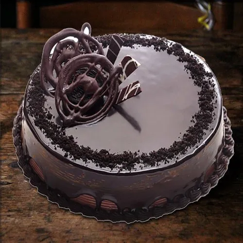 Order Chocolate Truffle Eggless Cake for Mom 