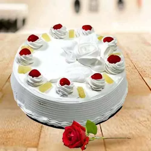 Send Eggless Vanilla Cake with Single Rose