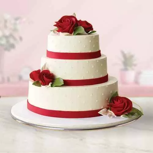 Delectable 3 Tier Wedding Cake