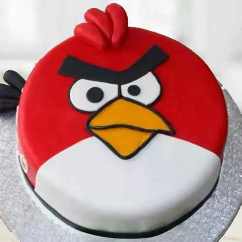 Amazing Angry Bird Fondant Cake