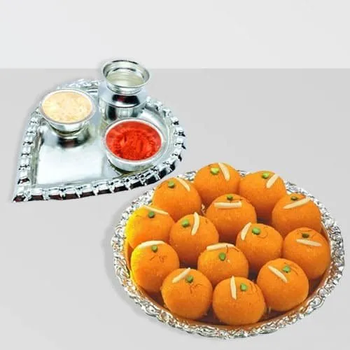 Fabulous Gift of Haldirams Motichur Laddu with Paan Shaped Aarti Thali