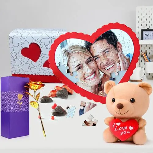 Eye-Catching Happy V-day Personalized Gift Combo