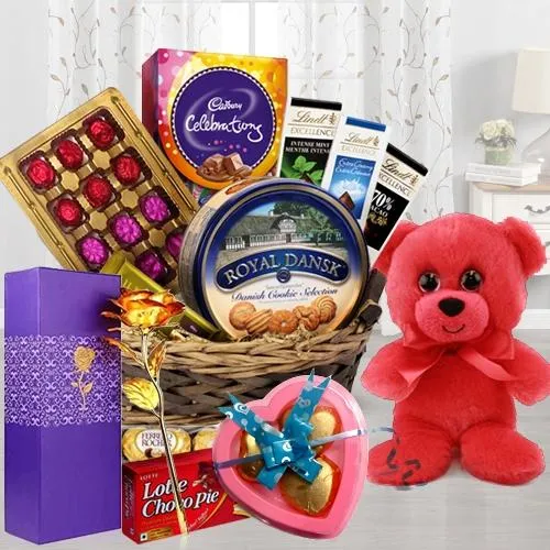 Delectable Chocolate Assortments Gift Hamper with Teddy Lamp N Plant