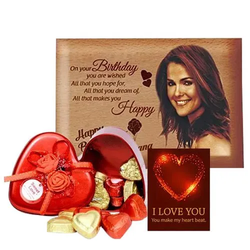Alluring Personalized Love Frame with Heart Chocolates n ILU Card