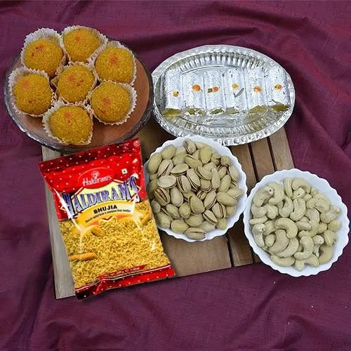 Luscious Haidiram Sweets N Snacks N Assorted Dry Fruits Combo
