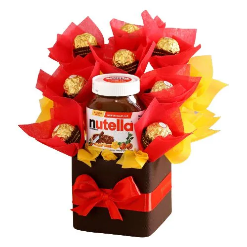 Feisty Ferrero Rocher Arrangement for X-mas