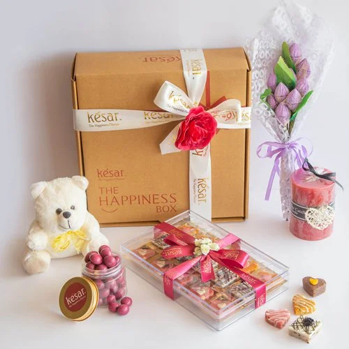 Mesmerizing Gift of Sweetness with Teddy N Assortments