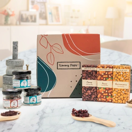 Amazing Assorted Mukhwas N chocolate Loaded Gift Box