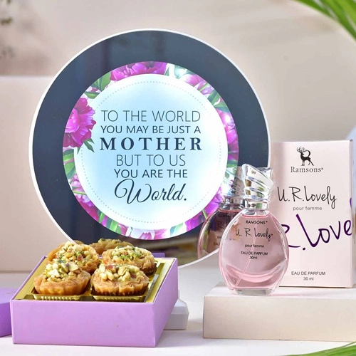 Sweet Memories Hamper for Mom