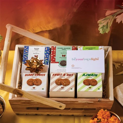 Tea licious Utsah Hamper with Assorted Treats