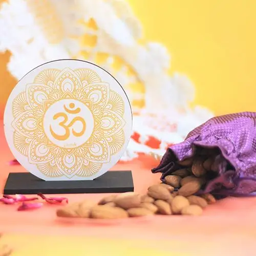 Om Idol  N  Almond Potli Gift Set