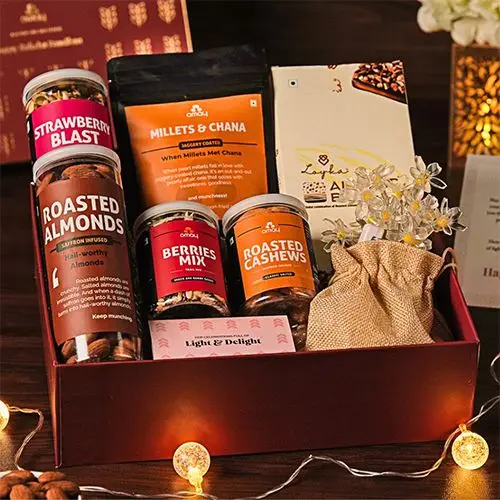 Sweet  N  Savory Celebration Hamper