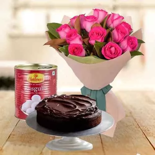 Send Combo Gift of Red Roses with Haldiram Rasgulla n Eggless Cake Online 