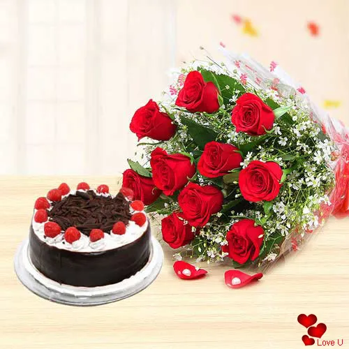 Online Bouquet of Red Roses N Black Forest Cake for V-Day