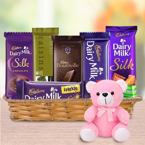 Remarkable Gift Hamper of Chocolates N Teddy