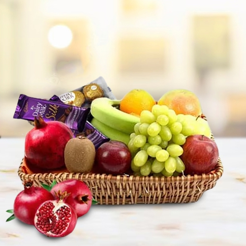 Delicious Fresh Fruits Basket with Chocolate Assortments