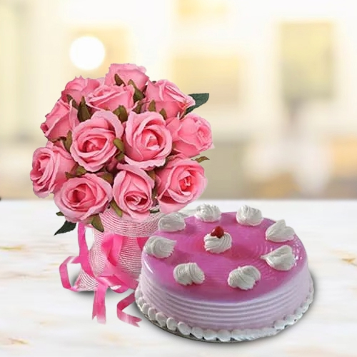 Send Strawberry Cake with Pink Roses Bouquet