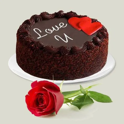 Toothsome Chocolate Mud Love Cake with Single Red Rose