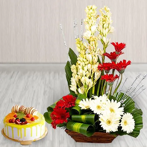 Sending Fresh Flowers Arrangement with Mango Flavor Cake