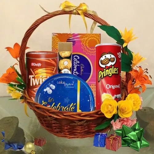 Classy Gourmet Assortments Gift Basket with Pringle Chips