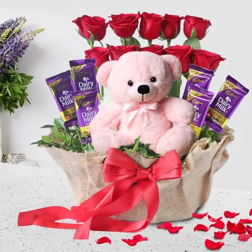 Hamper of gifts Online order online for same day delivery free shipping -  Indiaflorist247