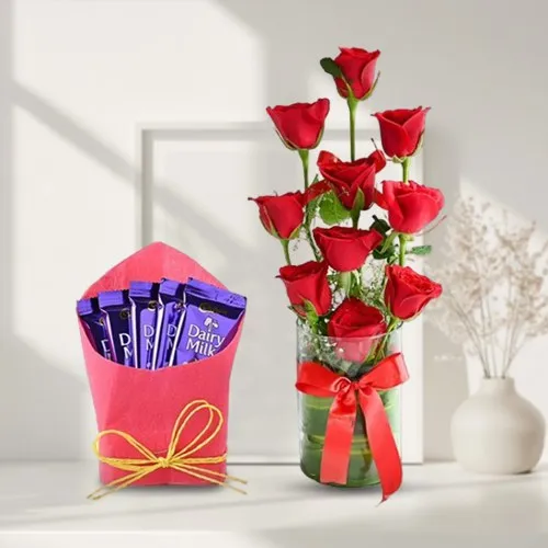 Steal My Heart Red Roses in Glass Vase N Cadbury Chocolate Gift Combo