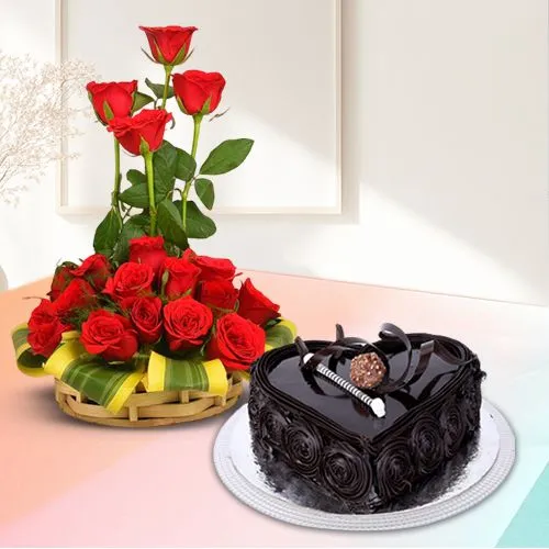 Trendsetting 18 Dutch Rose Arrangement with Chocolate Cake