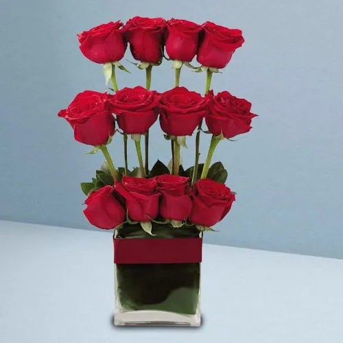 Pristine Red Roses in Vase for Valentines