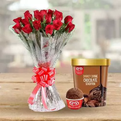 Graceful Red Rose Bouquet with Chocolate Ice-Cream from Kwality Walls