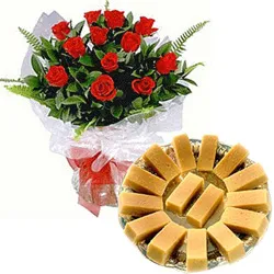 Send Red Roses with Anand Bhawan Mysore Pak 