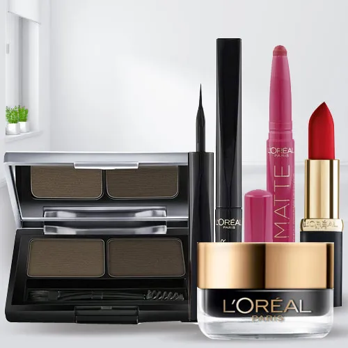 Excellent Loreal Make Up Hamper