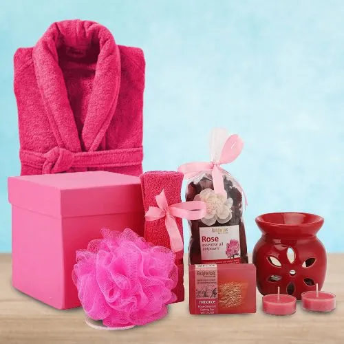 Enthralling Rose Soap Spa Gift Set with a Bathrobe