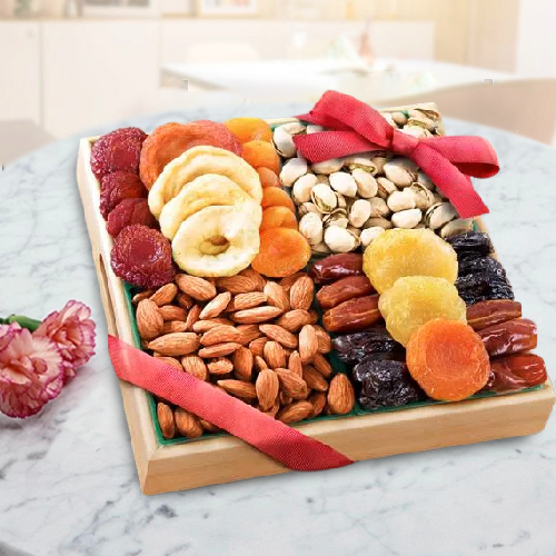 Sending Premium Dry Fruits Tray