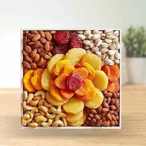 Super Sorted Dry Fruits Tray