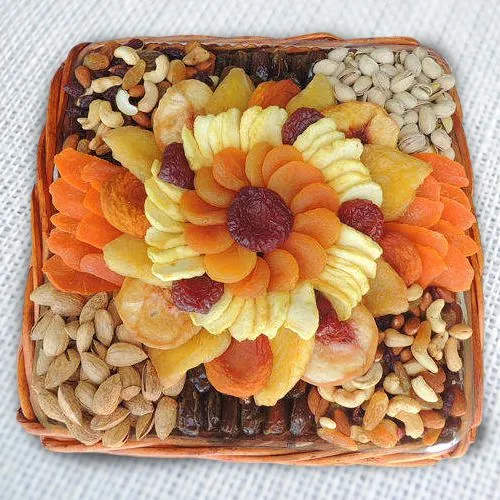 Deliver Delightful Assorted Dried Fruits Tray