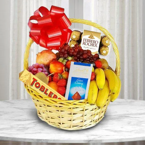 Delightful Basket of Fresh Fruits N Chocolates
