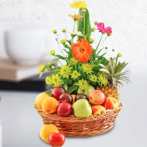 Luxurious Fresh Fruits with Gerberas Gift Basket