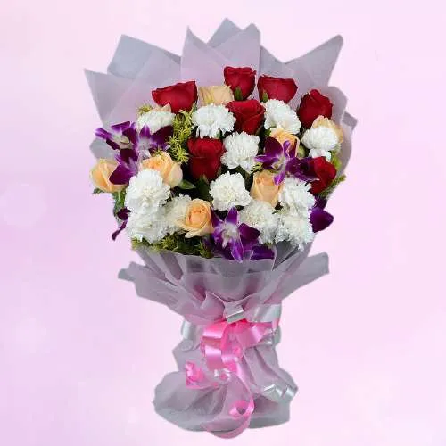 Mesmerizing Delight Mixed Flowers Bouquet