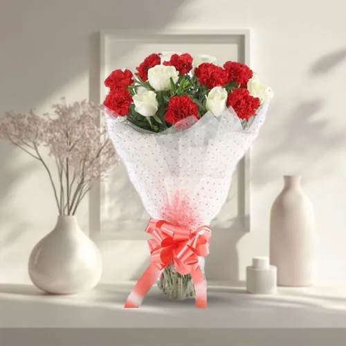 Perfect Roses N Carnations Bunch Online