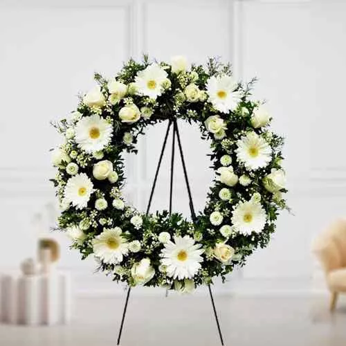 Deliver Mixed White Flowers Wreath Online 